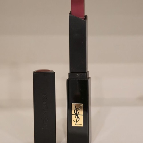 Yves Saint Laurent Rouge Pur Couture lipstick color 21 like new