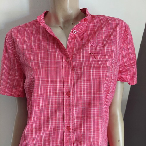 Jack Wolfskin women's short-sleeve checked shirt large, like new, fuchsia