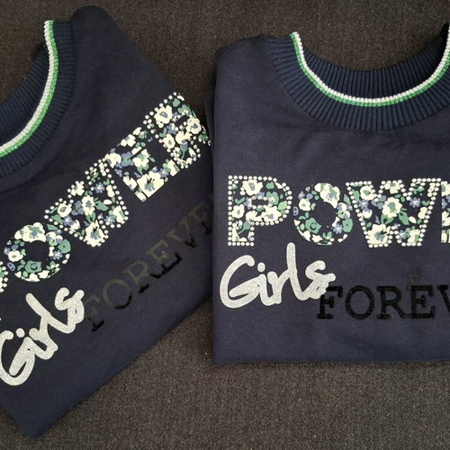 Mayoral set of 2 cropped sweaters for girls used, size 8y, blue floral