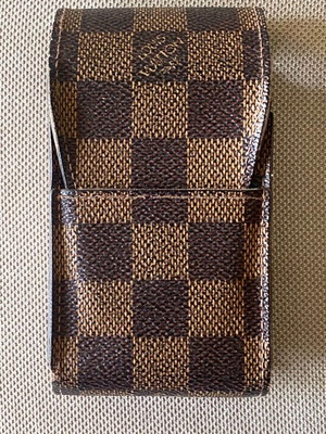Louis Vuitton etui μεταχειρισμένο, θήκη για πακέτο τσιγάρων