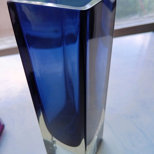 Murano vase 17.5 cm used with minor chips