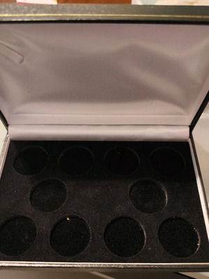 Coin case for 10 pounds used