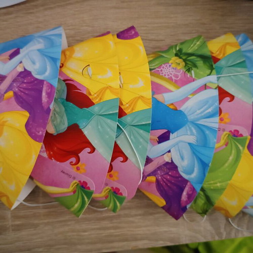 Party supplies like new