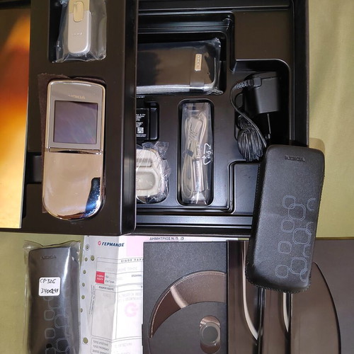 Nokia 8800 Sirocco Edition collector's phone, mint condition