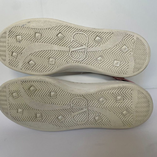 Valentino Garavani V-LOGO leather sneakers like new, size 37, white