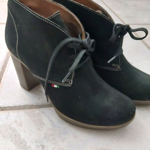Boots size 39 almost unused