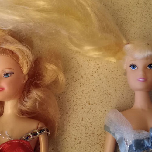 Barbie dolls used, pack of 5
