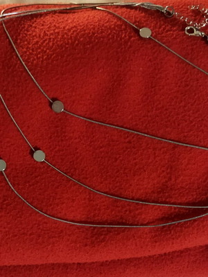 Necklace quadruple chain with flat circles like new, silver