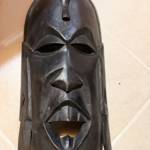 Afrokaniki Mask decor like new