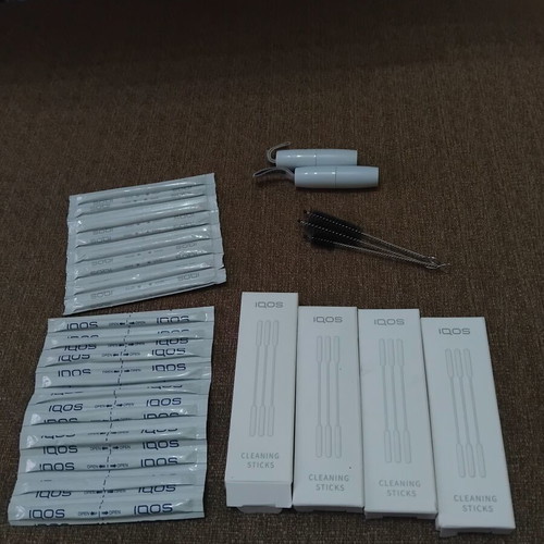 IQOS Cleaning Sticks and Tools like new, pack of 4 boxes