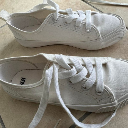 Πάνινα sneaker H&M μέγεθος 34 σαν καινούργια, άσπρα