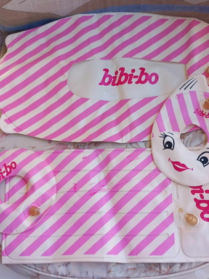 Bibi Bo beach mats used