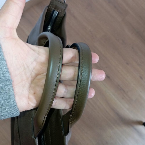 Gianni Chiarini leather handbag new, missing long handle