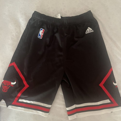 Chicago Bulls Adidas Swingman Youth Shorts new with tags Medium 10-12