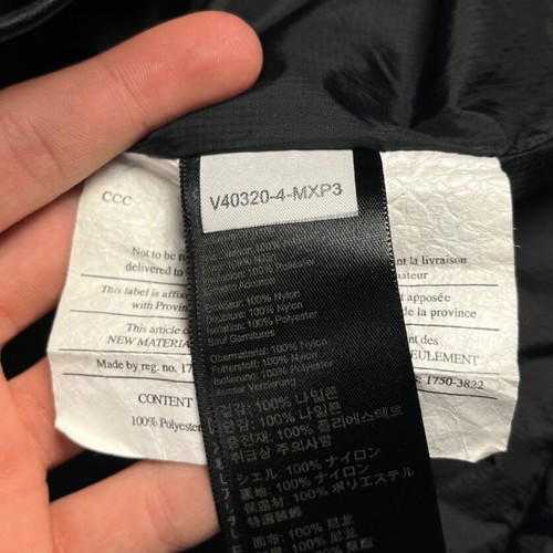 Marmot Quilted Puffer Jacket men's jacket like new, size M, black