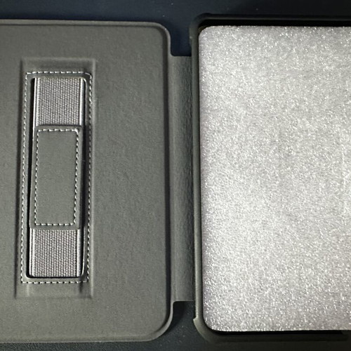 Kobo Clara eReader case with magnetic sleep cover and strap