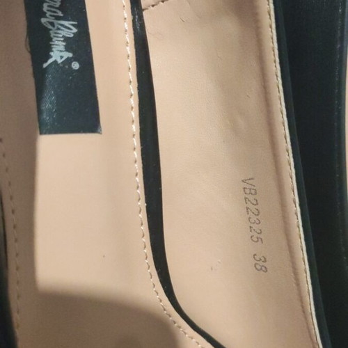 Vera Blunk black pumps like new, size 38 with rhinestone detail