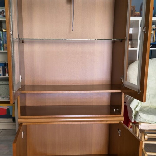 Showcase furniture like new