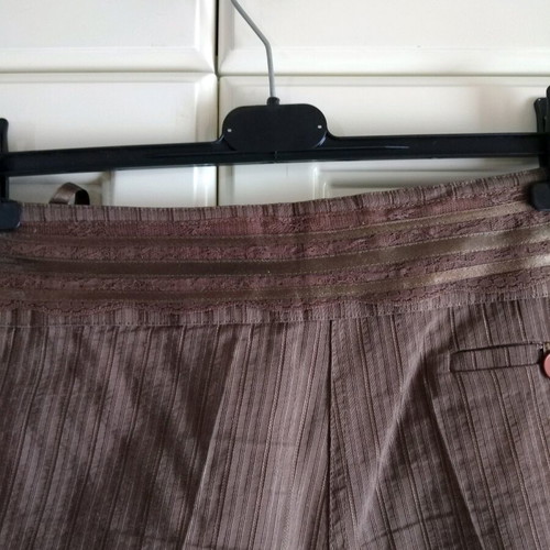 Forel women's capri pants new, size XL, brown with lace trim