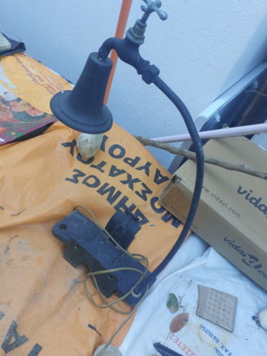 Φωτιστικό βρύση βιομηχανικό στυλ