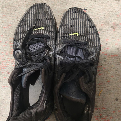 Nike αθλητικά παπούτσια μεταχειρισμένα, νούμερο 47, μαύρα