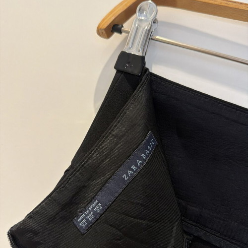 Zara black bodycon pencil skirt size 34 fits S like new
