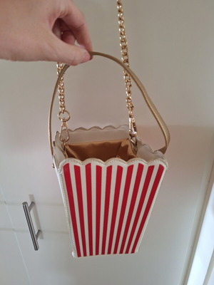 Kate Spade shoulder bag like new, white and red