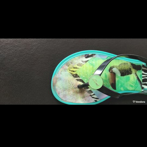 Axel flip-flops size 39 multicolored, like new