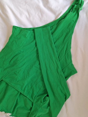 Green bodysuit like new, square neckline, size XL