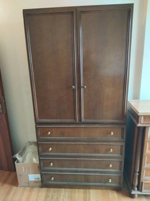 Ντουλάπα-Σιφουνιέρα βιταζ μεταχειρισμένη σε άριστη κατάσταση