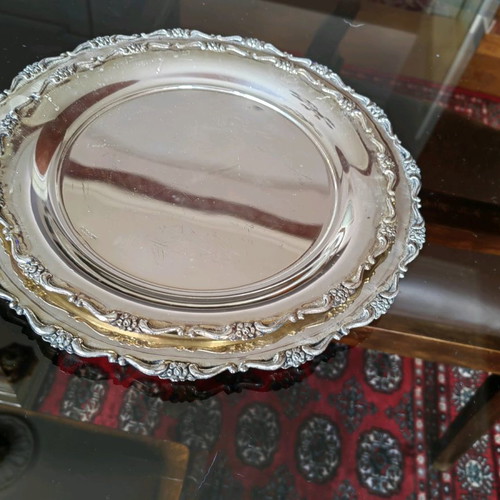 Silver-plated placemats used, classic style, 28cm diameter