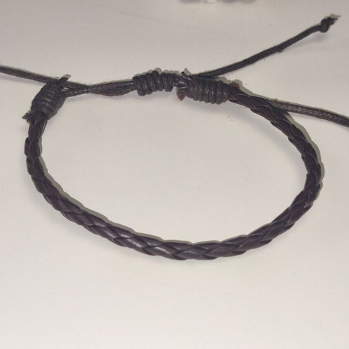 Men's jewelry set with lizard necklace and 4 bracelets