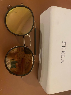 Furla αυθεντικά γυαλιά! Σε άριστη κατάσταση!