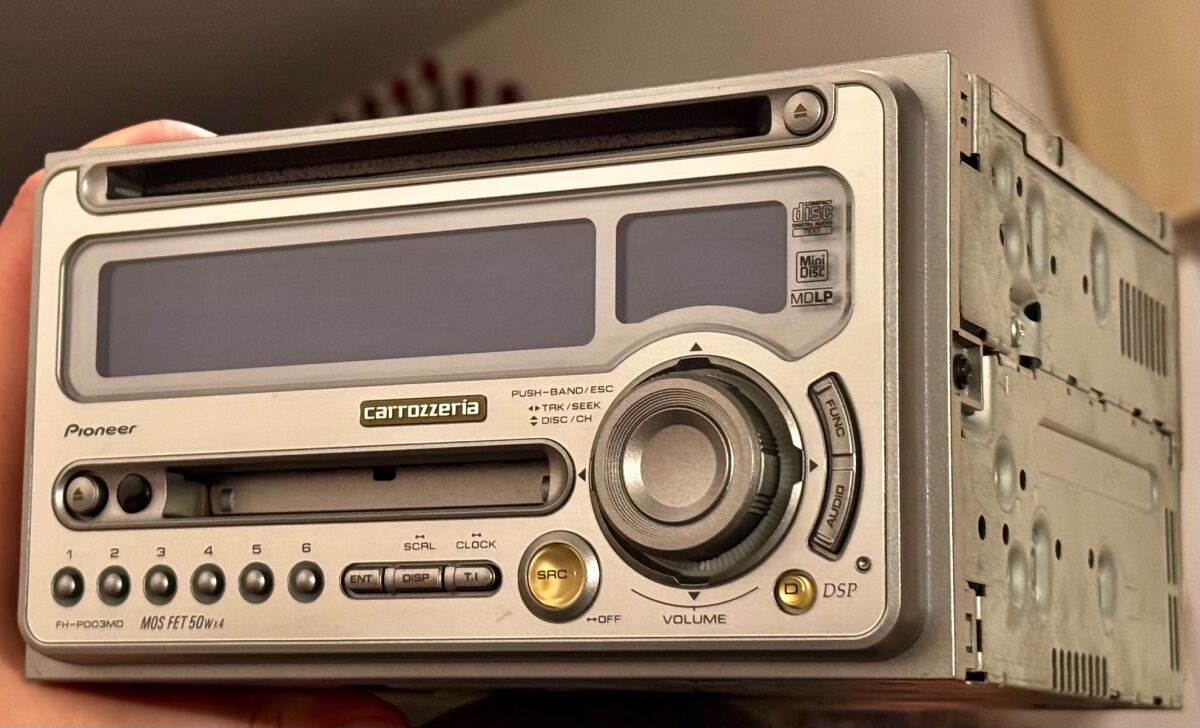 Pioneer Carrozzeria FH-P003MD like new,… - € 330,00 - Vendora.cy