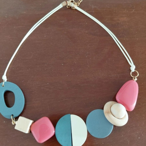 Wooden colorful necklace like new
