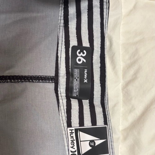 Hurley shorts size 36 black new from Nike