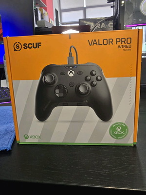 Scuf Valor Pro Wired Gaming Controller like new for Xbox and PC