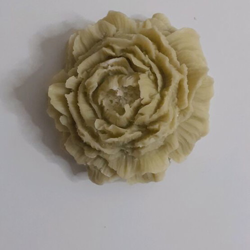 Handmade soy candle peony with gardenia scent, new