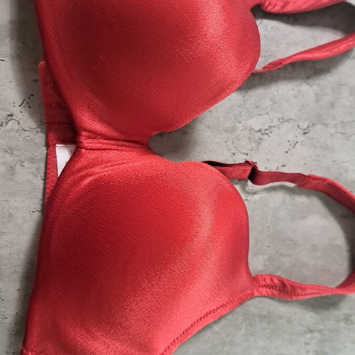 Victoria's Secret bra 75B new, red