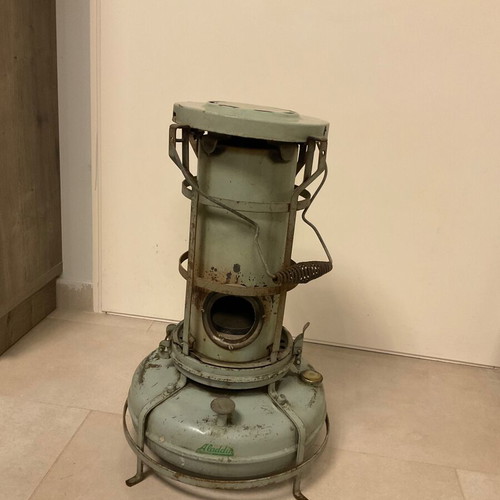 Aladinne antique oil stove 1960
