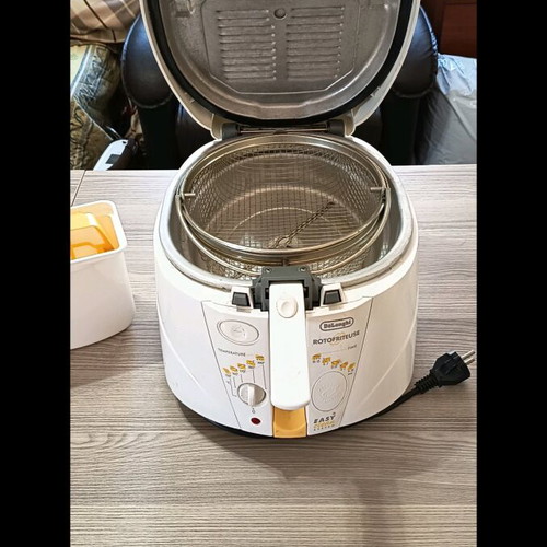 Delongbi fryer used with oil drainage system
