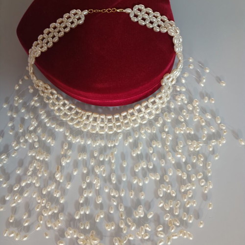 Necklace Vrochi with Freshwater Pearls, 35cm Length, 14K Clasp like new