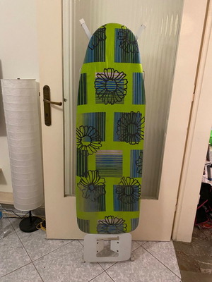 Ironing board used, foldable for steam iron 123x33cm