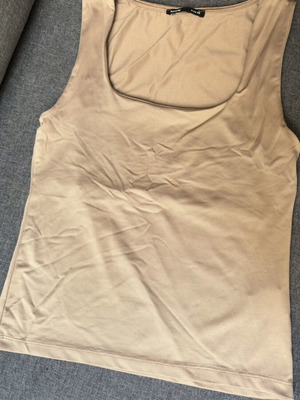 Sinsay sleeveless blouse beige, like new, size S