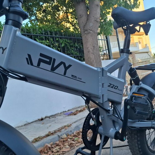 E bike PVY Z20 PLUS 1000 100Nw like new with Shimano pedals and extras