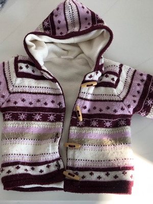 Knitted jacket used with fleece lining for 1-1.5 years old