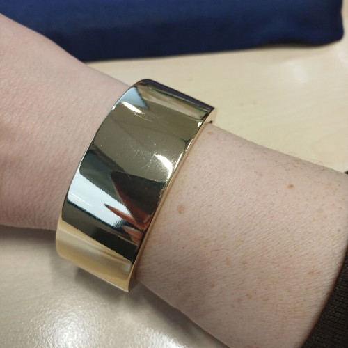 Zara bracelet new, gold color