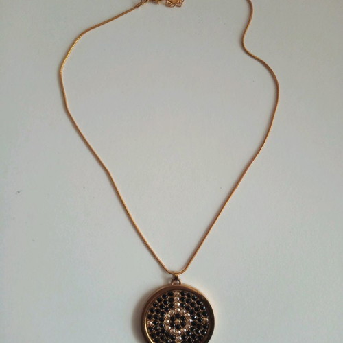 Women's pendant used, gold Fo with black rhinestones