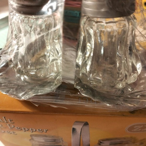 Vintage salt and pepper set new with box
