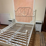 Κρεβάτι ΙΚΕΑ με κομοδίνα 1.40x2.00 μεταχειρισμένο